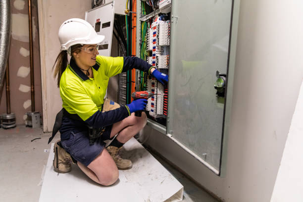 Best Electrician Near Me  in East Dubuque, IL