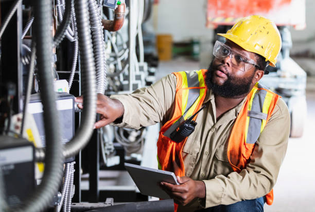Best Electric Panel Repair  in East Dubuque, IL