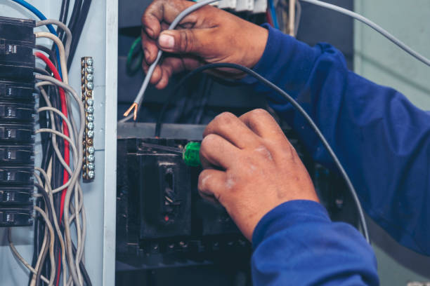 Best Emergency Electrician Near Me  in East Dubuque, IL